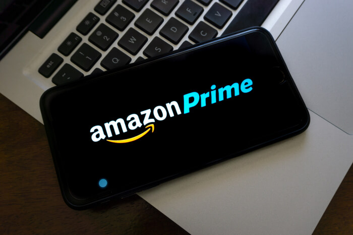 Amazon-Prime-Logo auf Smartphone