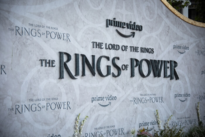 The Rings of Power Schriftzug