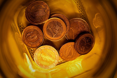 Euro-Münzen in Dose
