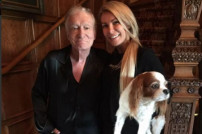 Hugh Hefner mit Lady & Hund